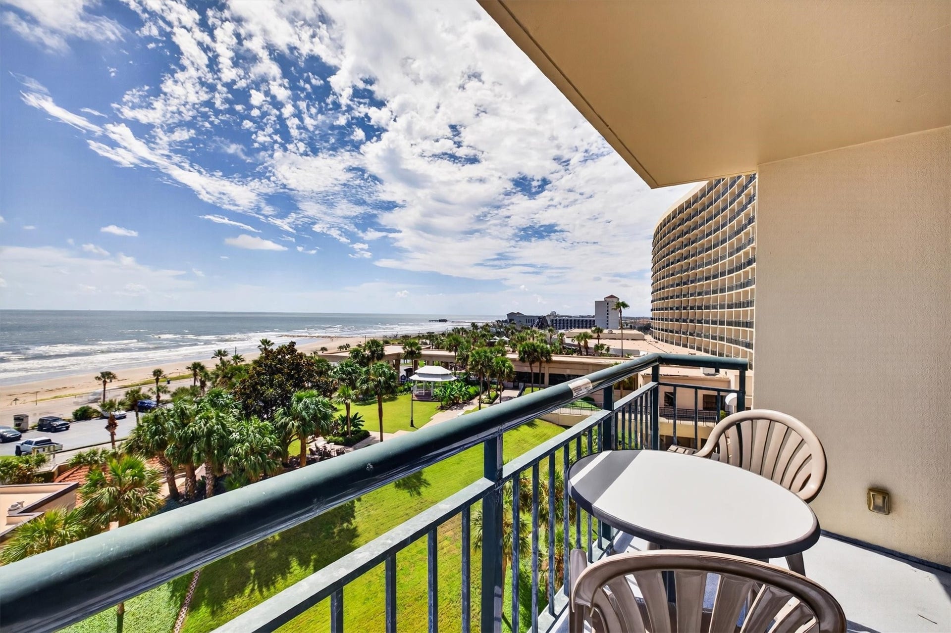 5220 Seawall Boulevard, #737D, Galveston, TX 77551 WHAT A VIEW