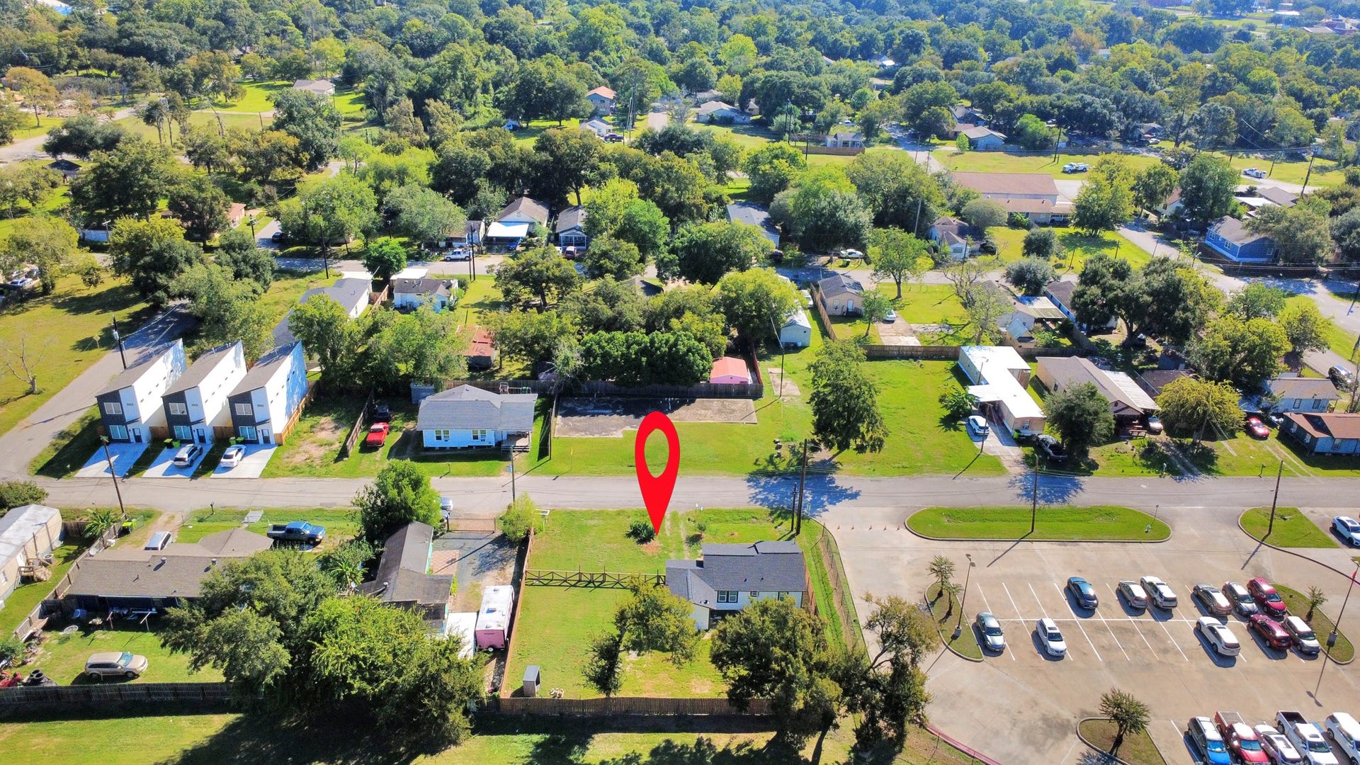 801 Mabel Street, Richmond, TX 77469 oversized lot and brand new roof