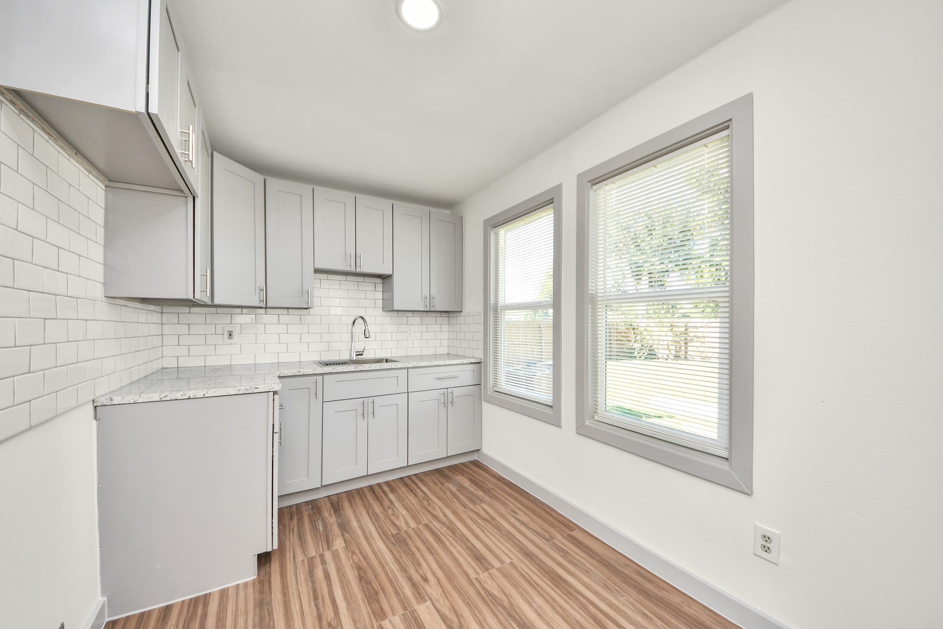 801 Mabel Street, Richmond, TX 77469 updated kitchen