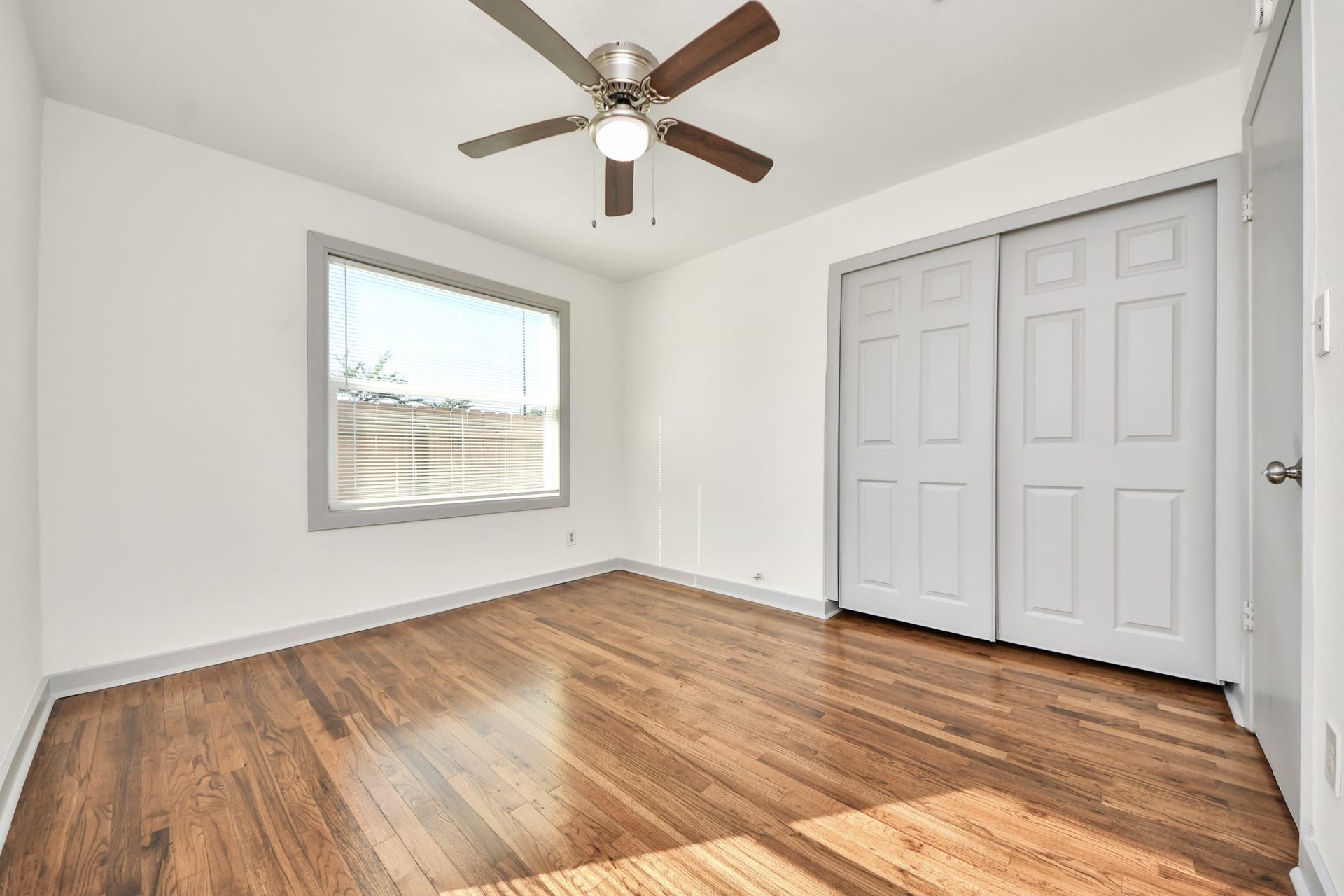 801 Mabel Street, Richmond, TX 77469 cozy bedroom