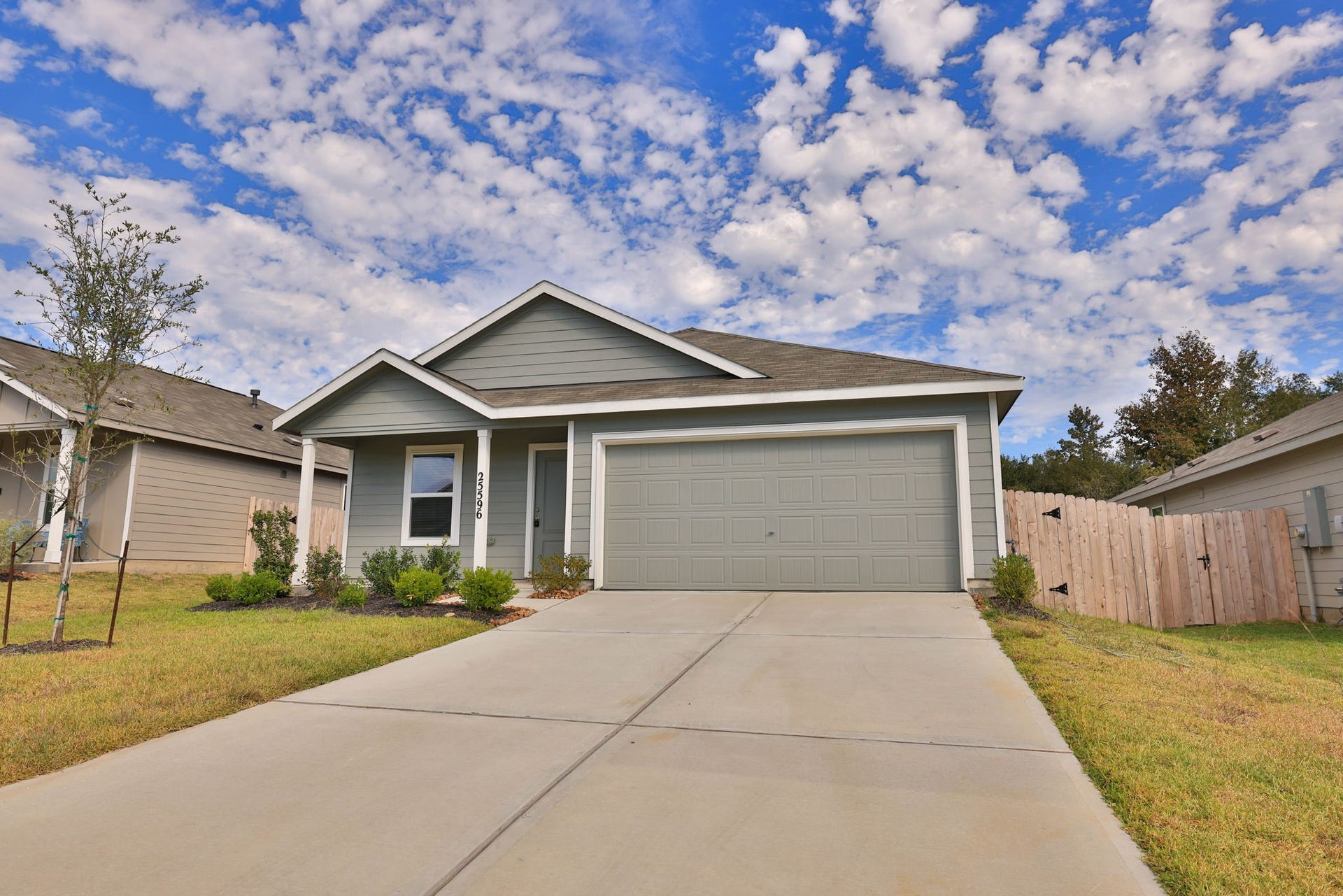 25596 Rose Creek Drive, Cleveland, TX 77328 25596 Rose Creek Drive, Cleveland, TX 77328