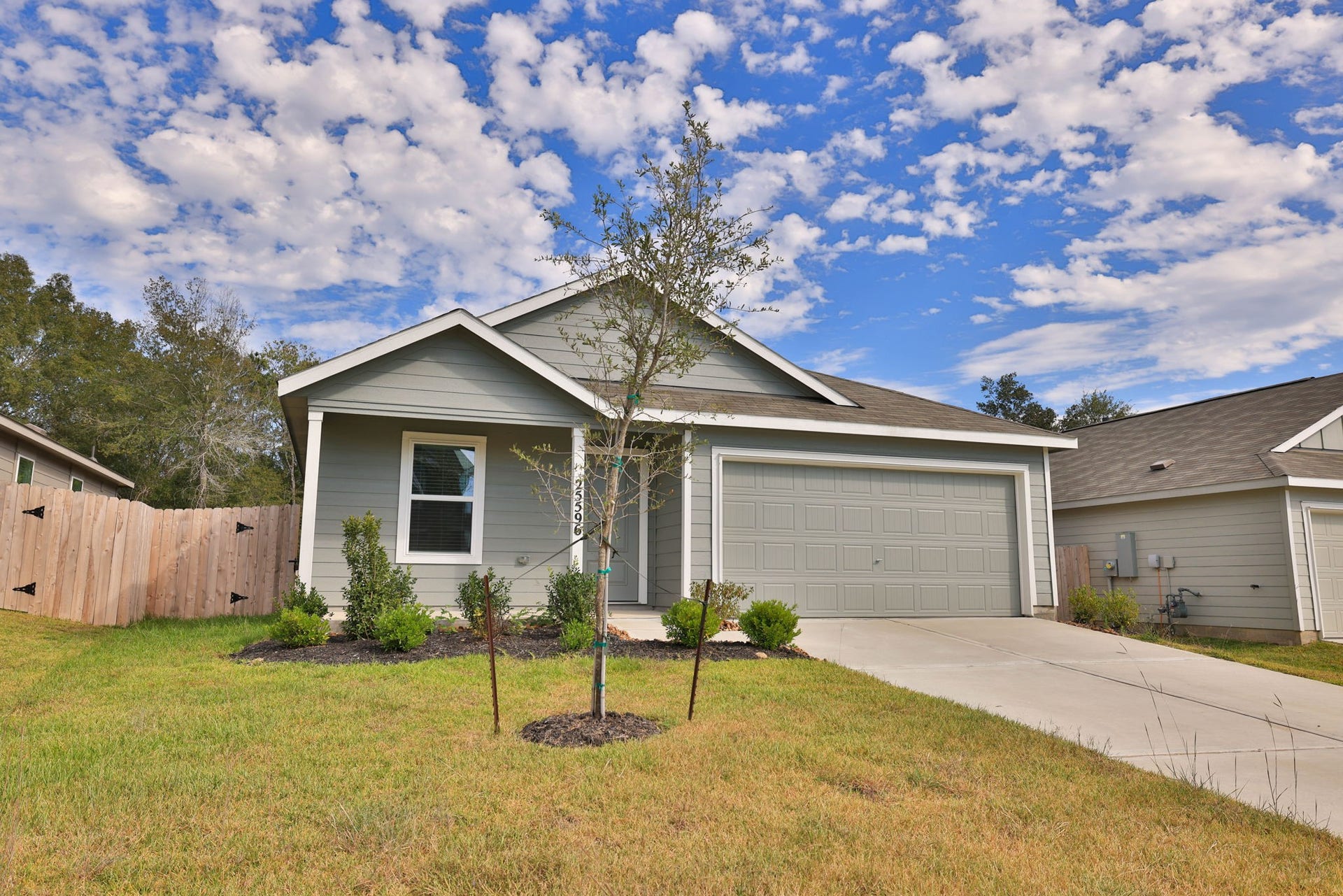 25596 Rose Creek Drive, Cleveland, TX 77328 25596 Rose Creek Drive, Cleveland, TX 77328