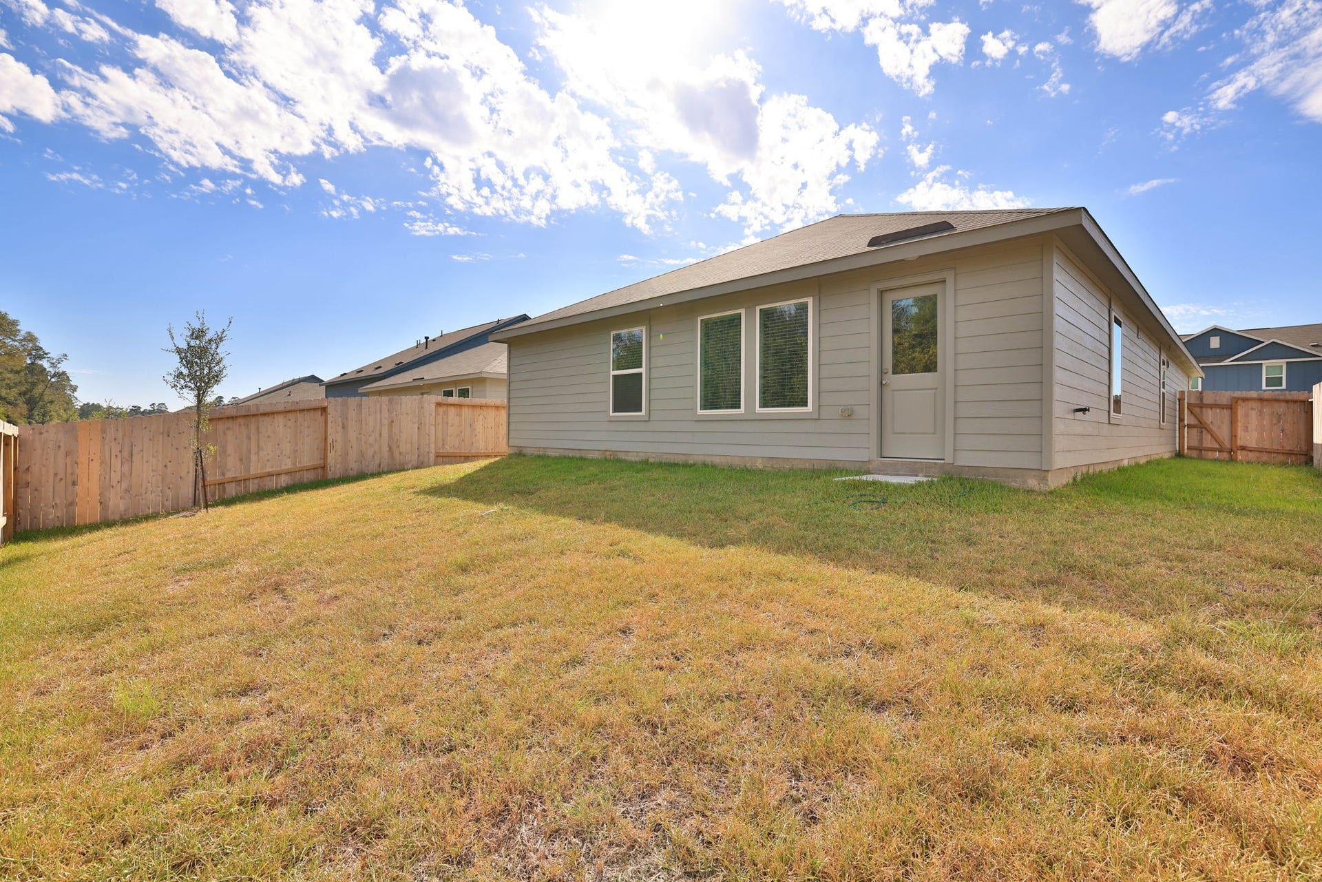25596 Rose Creek Drive, Cleveland, TX 77328 25596 Rose Creek Drive, Cleveland, TX 77328