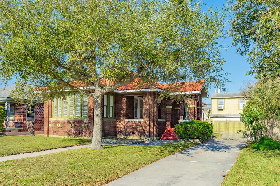 Property photo for 5022 Woodrow Avenue, Galveston, TX