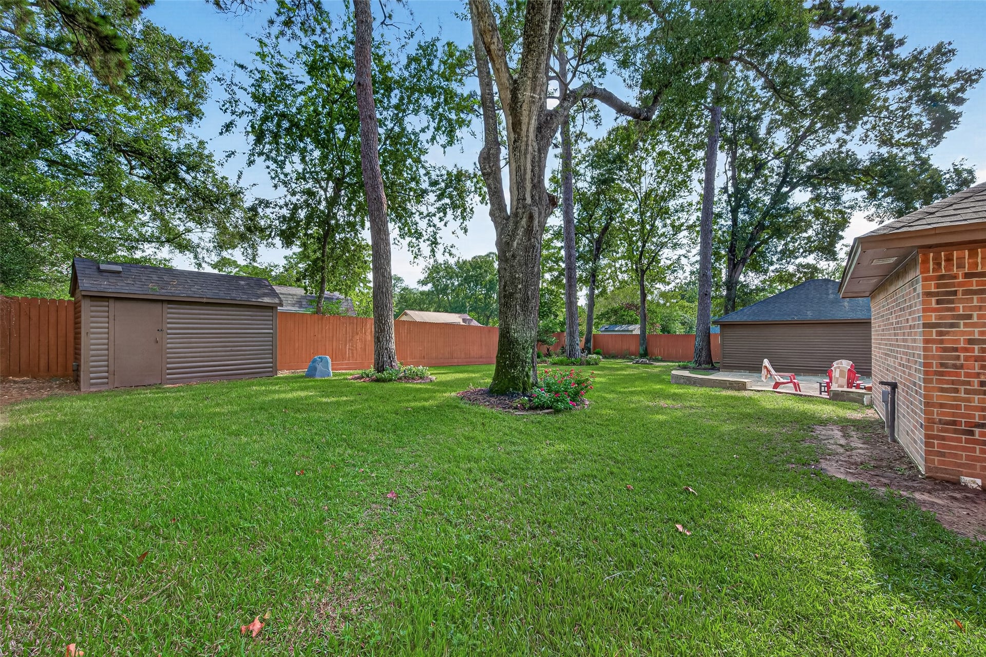 8906 Seber Drive, Tomball, TX 77375 What are you waiting for? Schedule your showing today!
