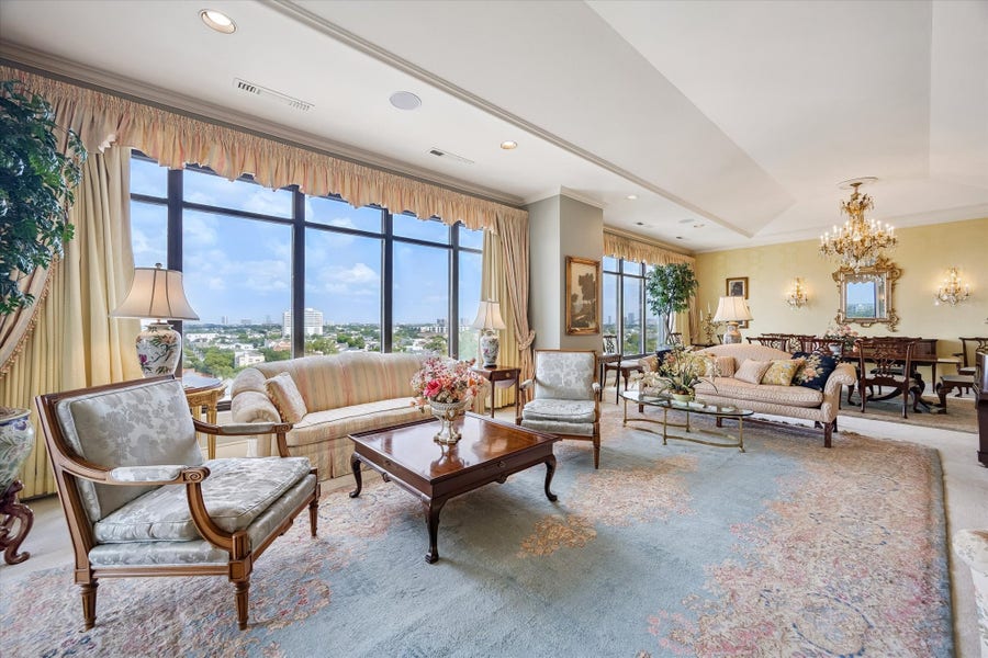 Property photo for 2121 Kirby Drive, #7NE, Houston, TX