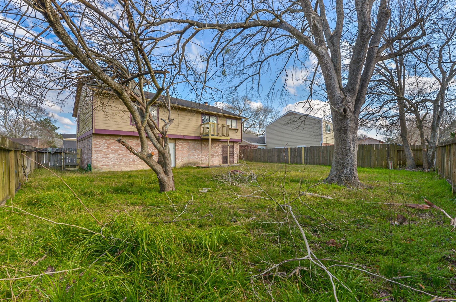 16602 Quail Dale Drive, Houston, TX 77489