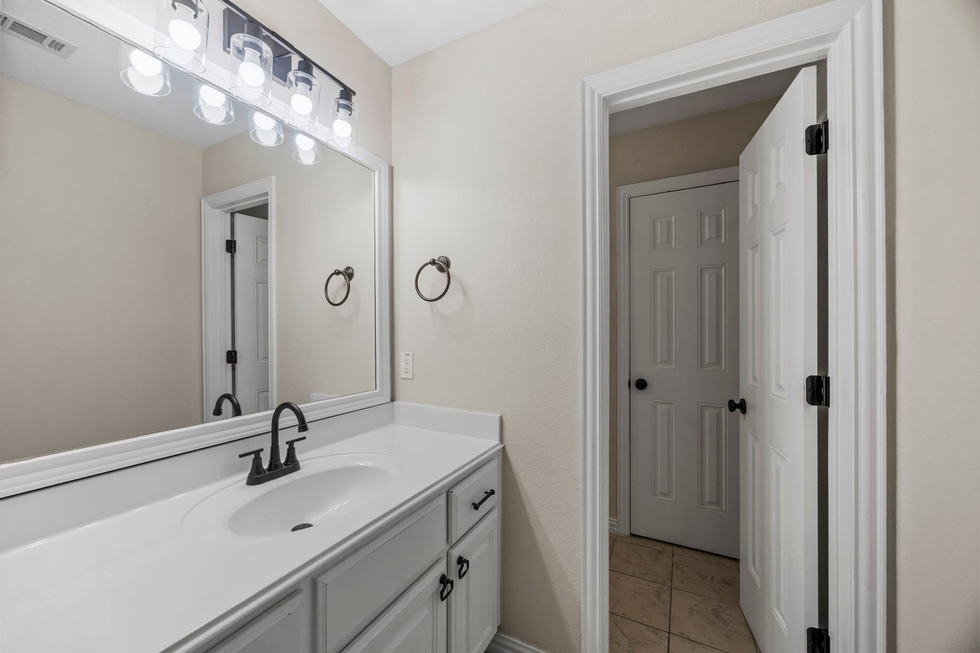 9238 Balsam Gap, Missouri City, TX 77459 9238 Balsam Gap, Missouri City, TX 77459