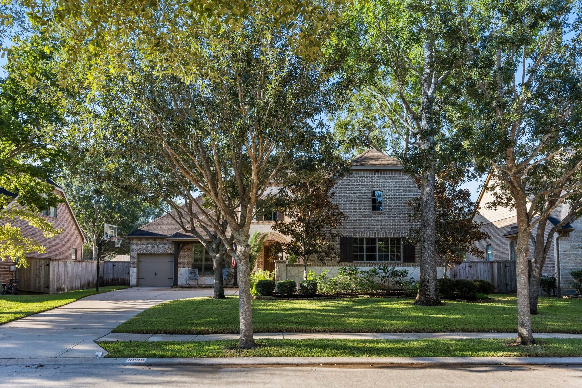 9238 Balsam Gap, Missouri City, TX 77459 Make an appointment TODAY