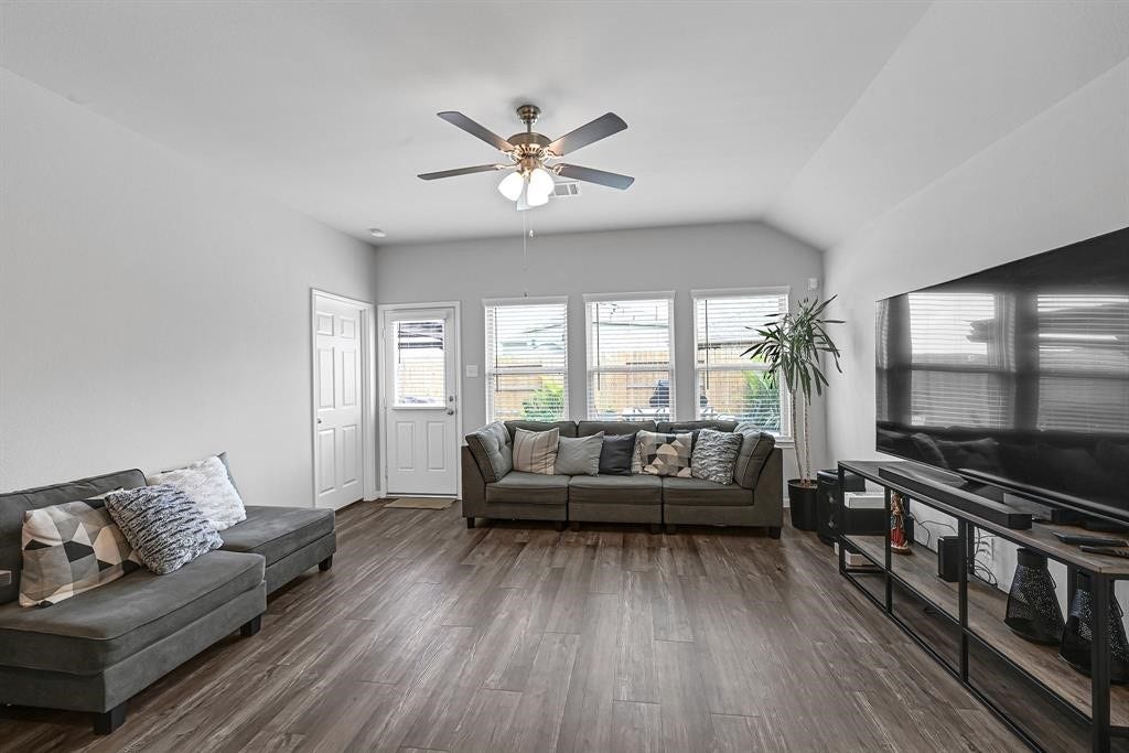 487 Long Beach Bay Drive, Katy, TX 77493 487 Long Beach Bay Drive, Katy, TX 77493