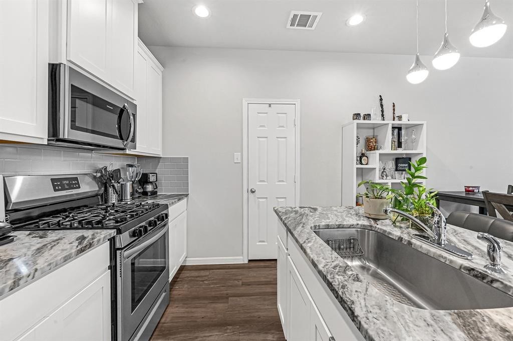 487 Long Beach Bay Drive, Katy, TX 77493 487 Long Beach Bay Drive, Katy, TX 77493