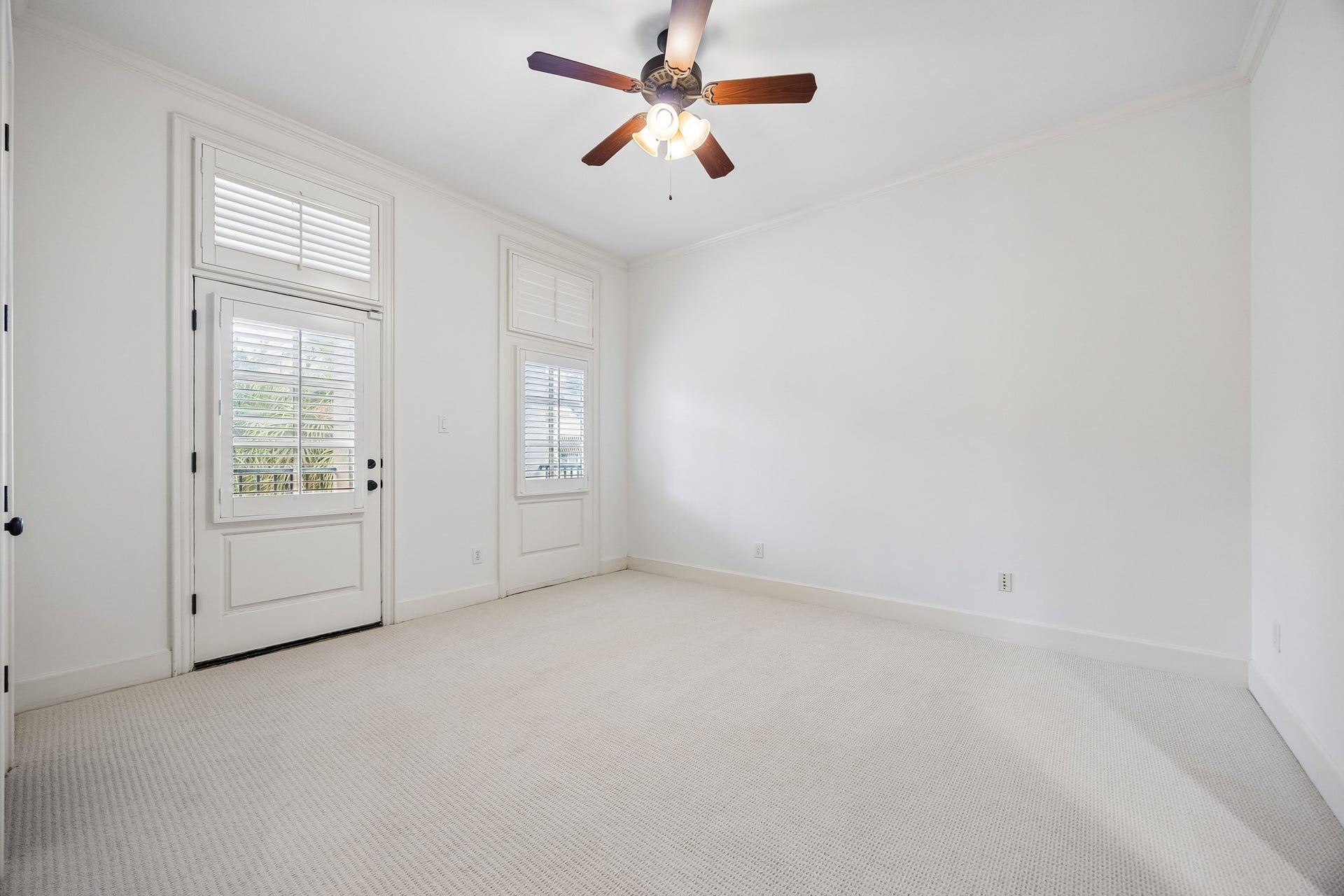 2214 Driscoll Street, Houston, TX 77019 Secondary bedroom
