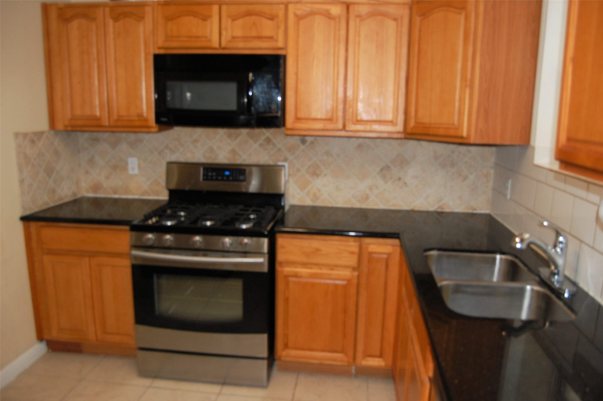 115 Barracuda Avenue, Galveston, TX 77550 115 Barracuda Avenue, Galveston, TX 77550
