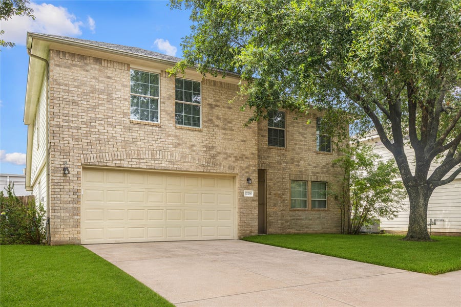 Property photo for 17250 Cricketbriar Court, Houston, TX