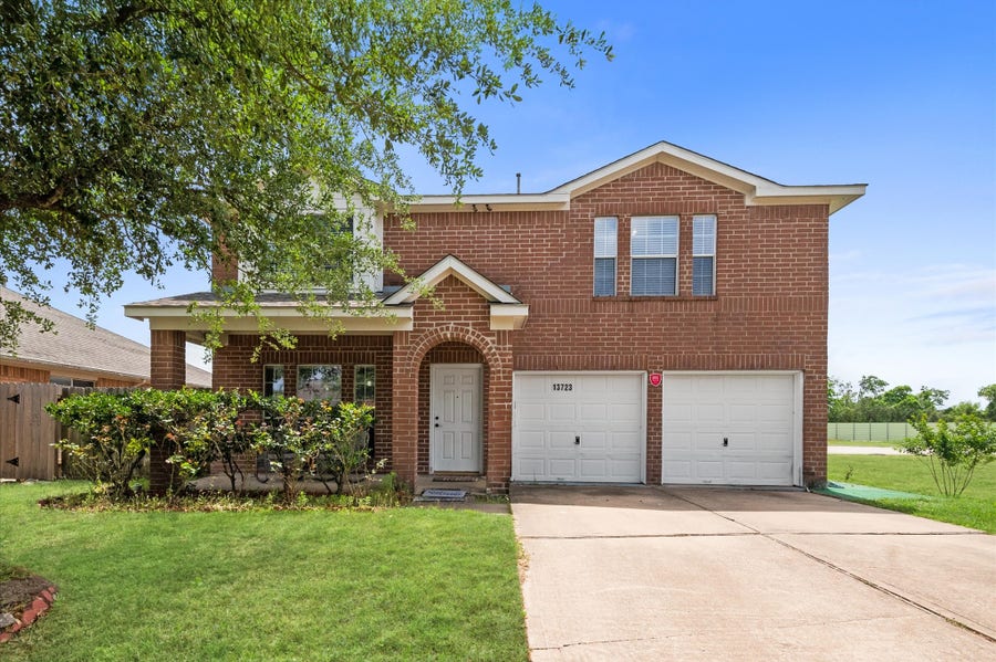 Property photo for 13723 Anwar Drive, Houston, TX