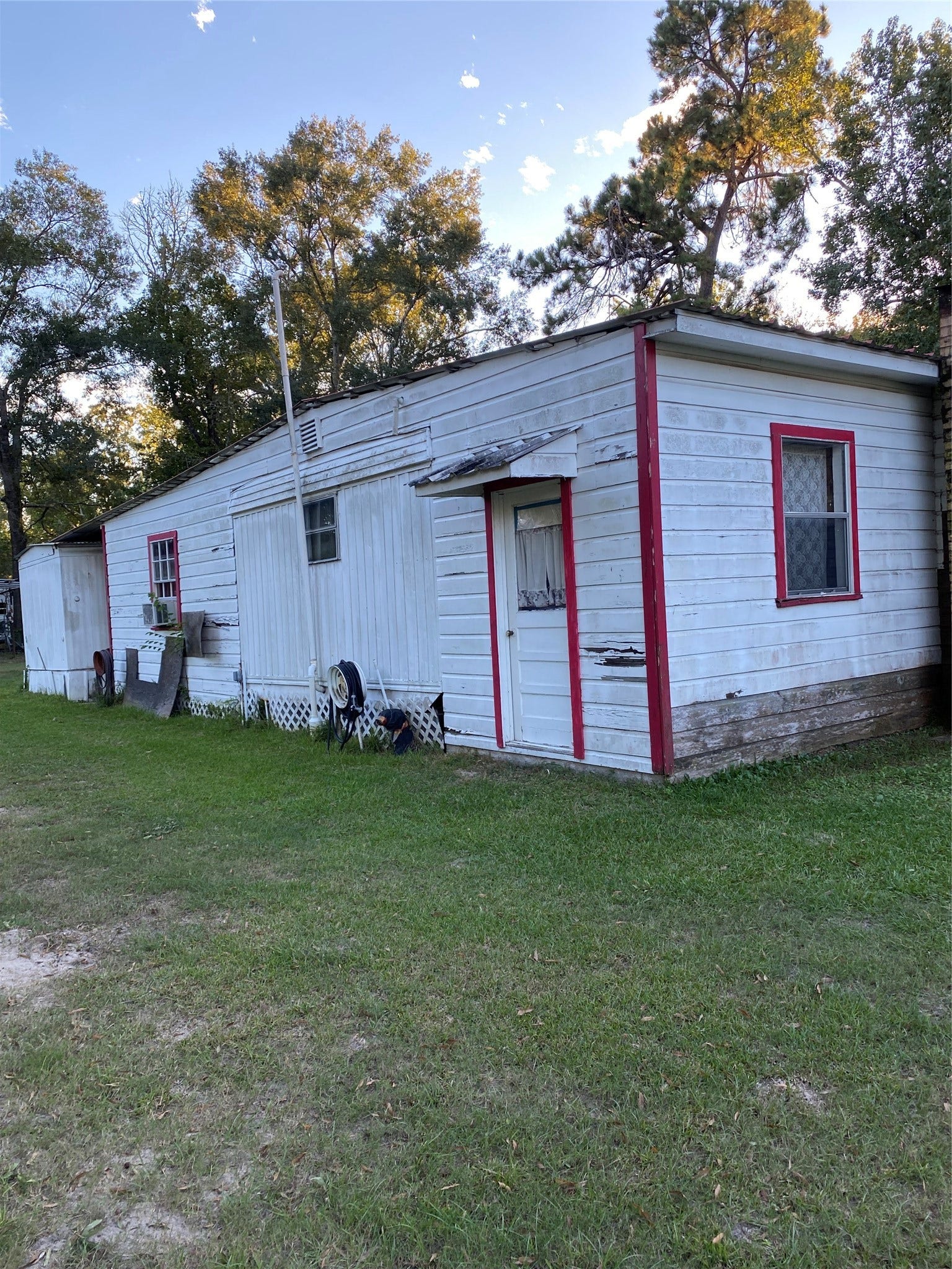 26559 Fm 2090 Road, Splendora, TX 77372 26559 Fm 2090 Road, Splendora, TX 77372
