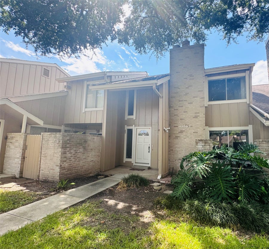 Property photo for 11663 Village Place Drive, Houston, TX