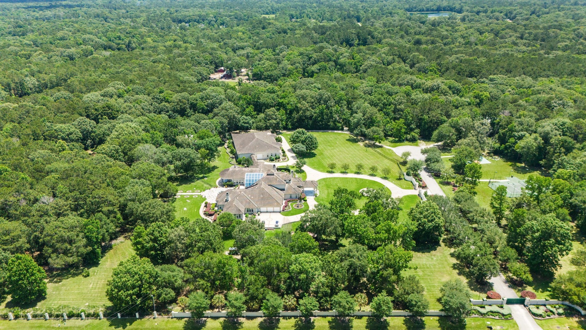 29310 Martelly Way, Huffman, TX 77336 29310 Martelly Way, Huffman, TX 77336