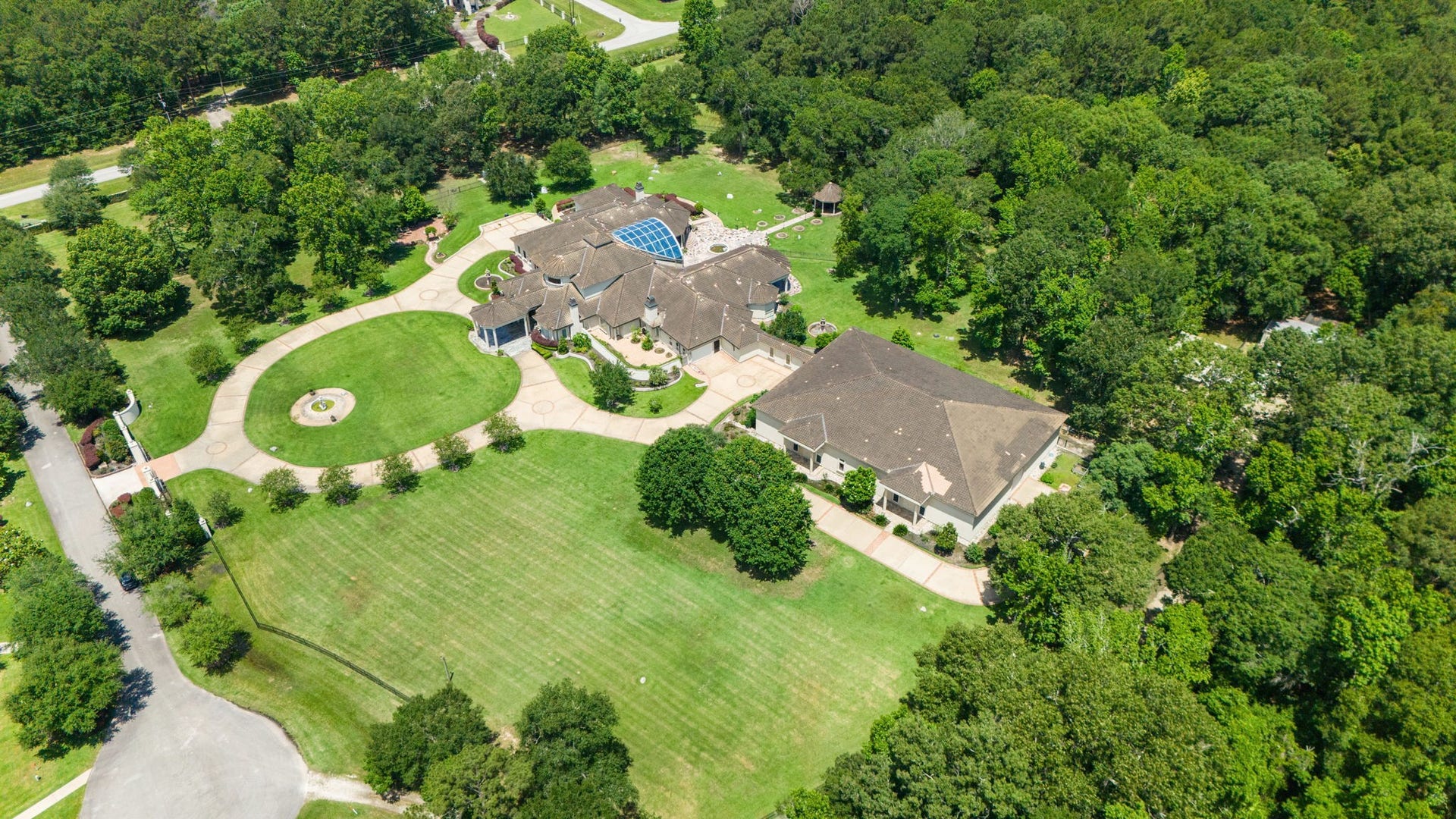 29310 Martelly Way, Huffman, TX 77336 29310 Martelly Way, Huffman, TX 77336