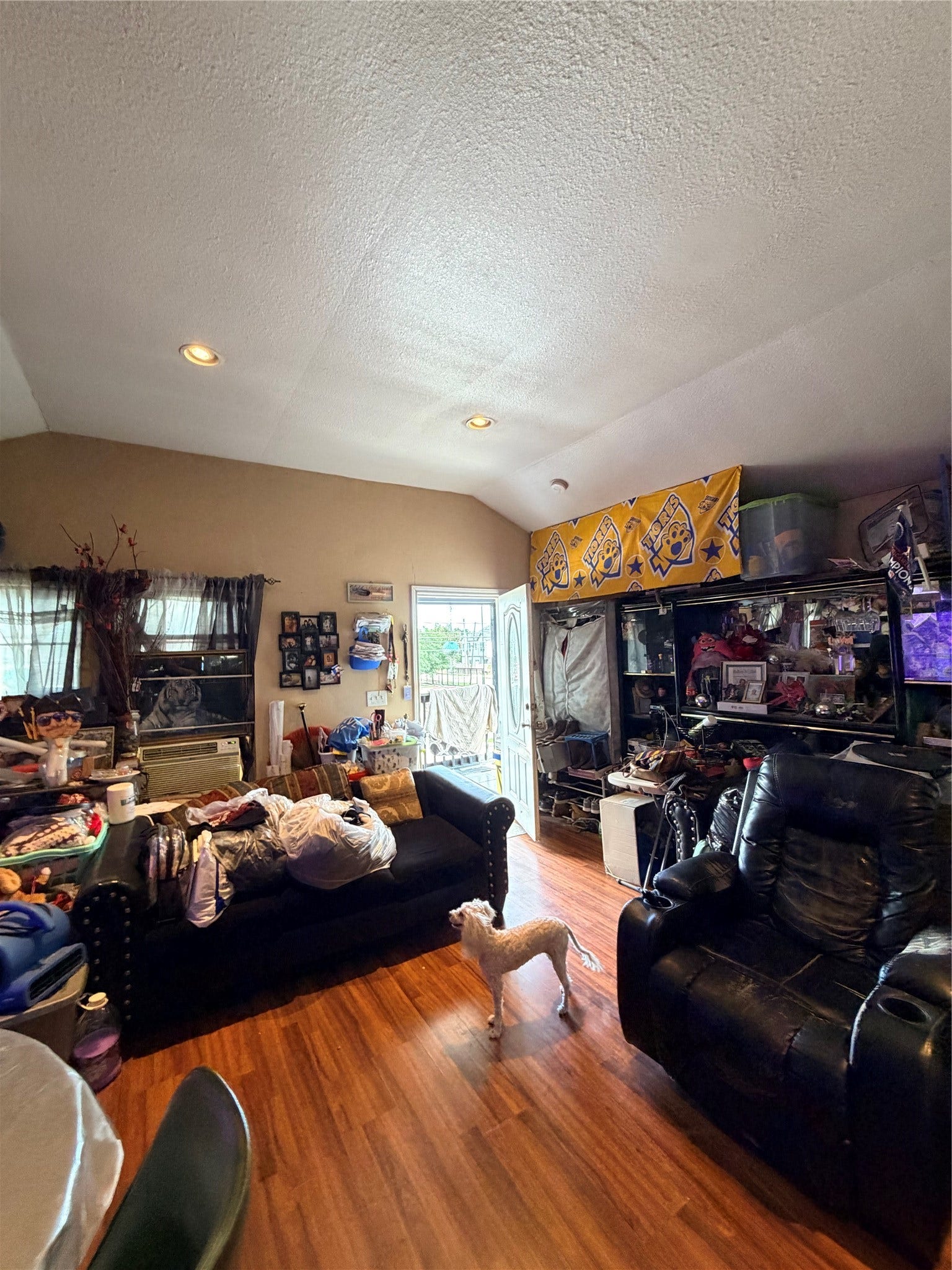 4619 Rawley Street, Houston, TX 77020 4619 Rawley Street, Houston, TX 77020