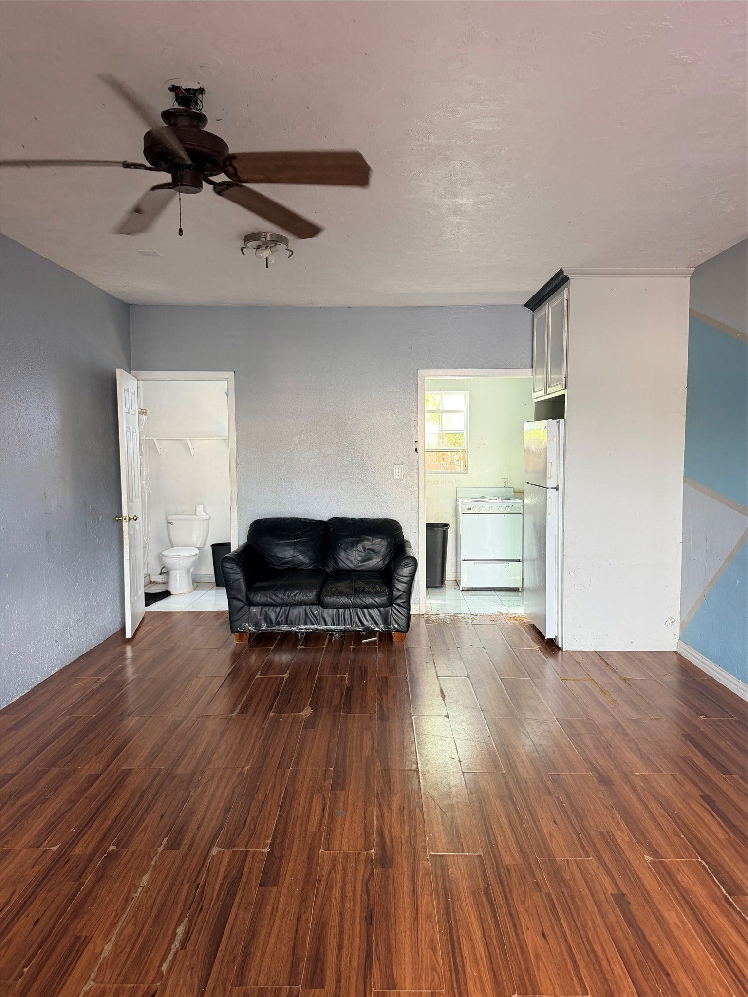 4619 Rawley Street, Houston, TX 77020 4619 Rawley Street, Houston, TX 77020