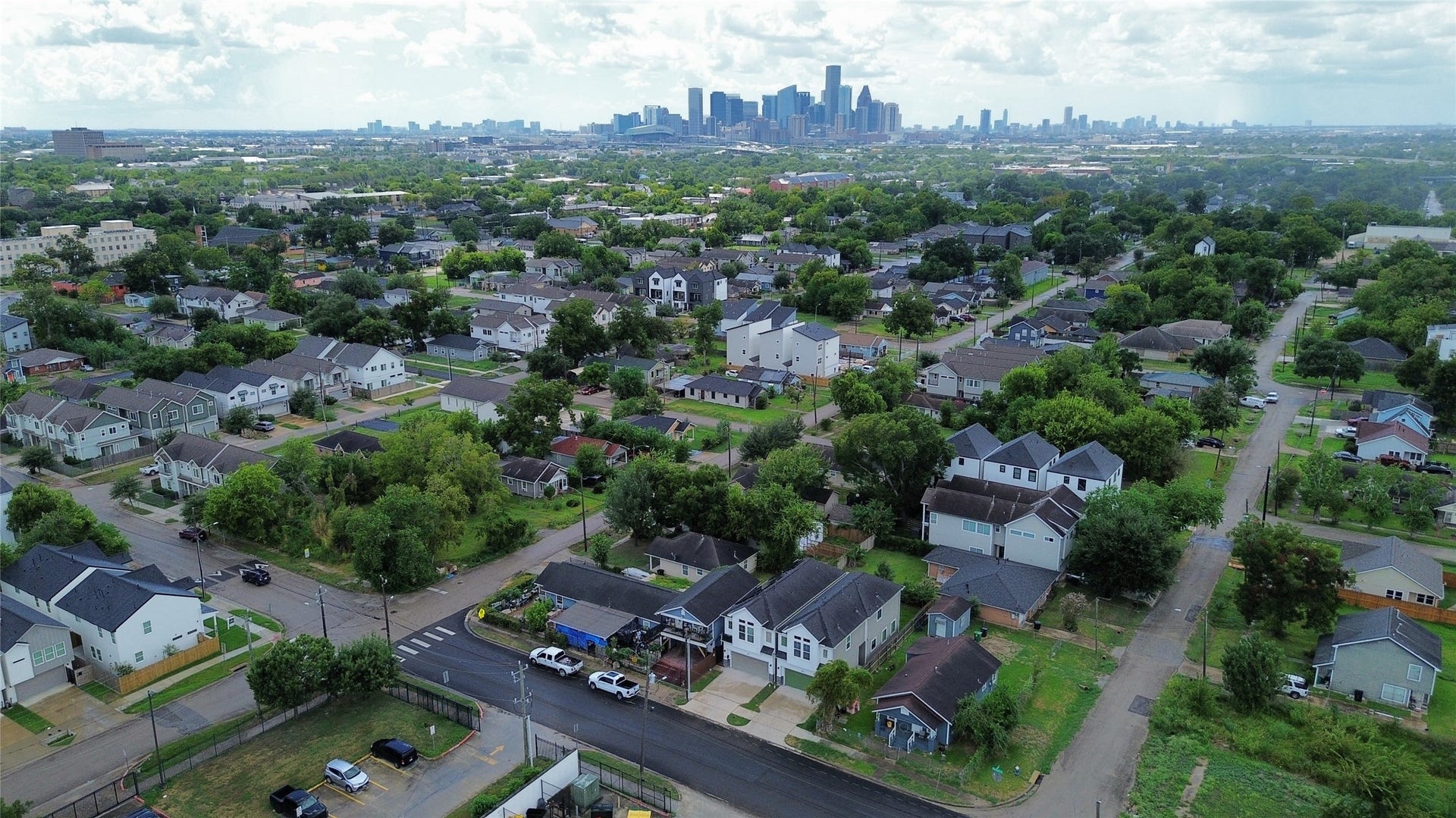 4619 Rawley Street, Houston, TX 77020 4619 Rawley Street, Houston, TX 77020