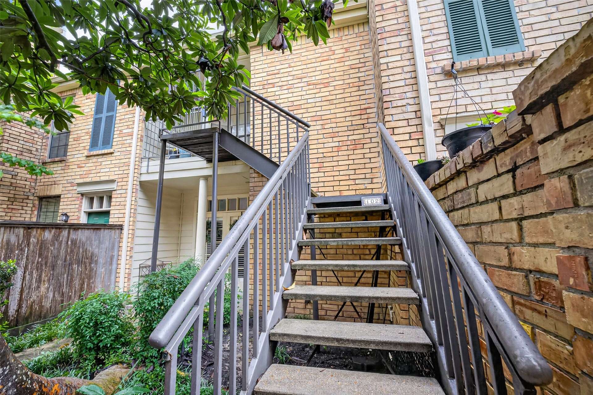 4000 Purdue Street, #102, Houston, TX 77005
