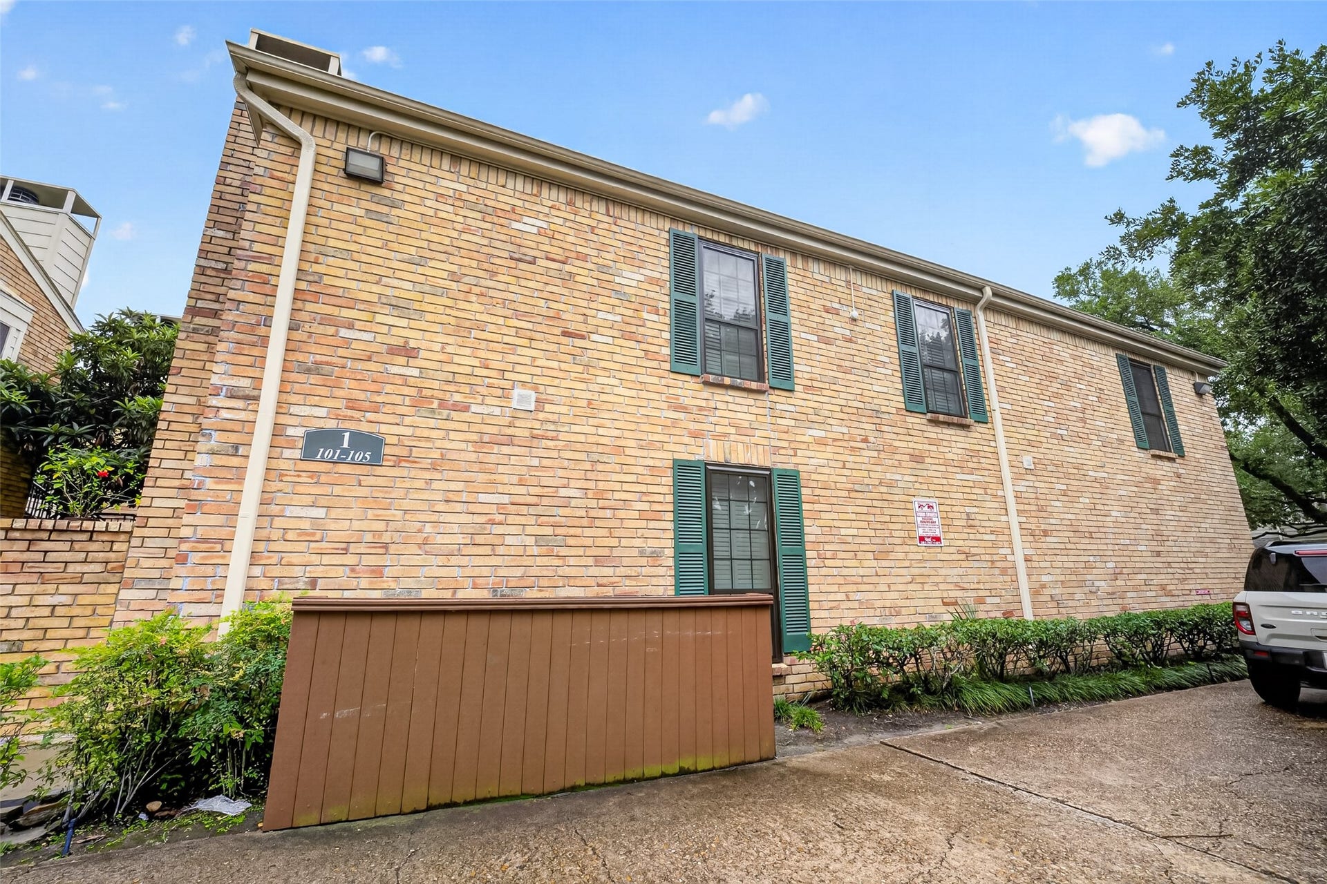 4000 Purdue Street, #102, Houston, TX 77005