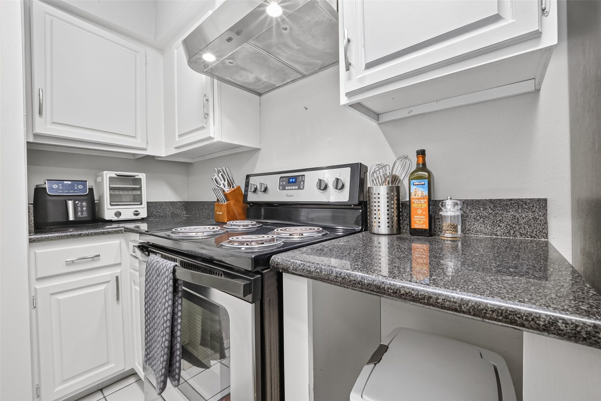 4000 Purdue Street, #102, Houston, TX 77005