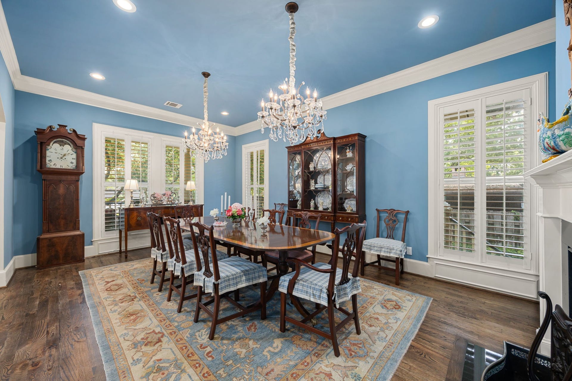 13110 Tosca Lane, Houston, TX 77079 Formal dining room off the entry
