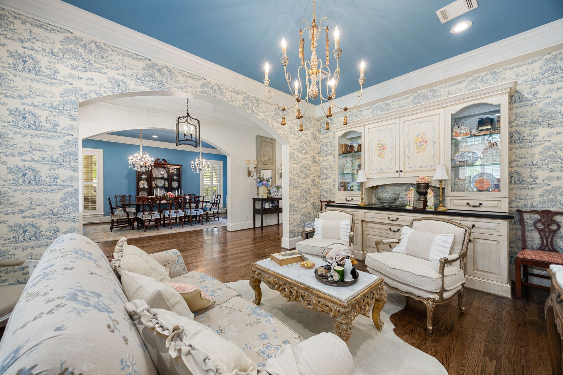 13110 Tosca Lane, Houston, TX 77079 Another view of the formal living room!
