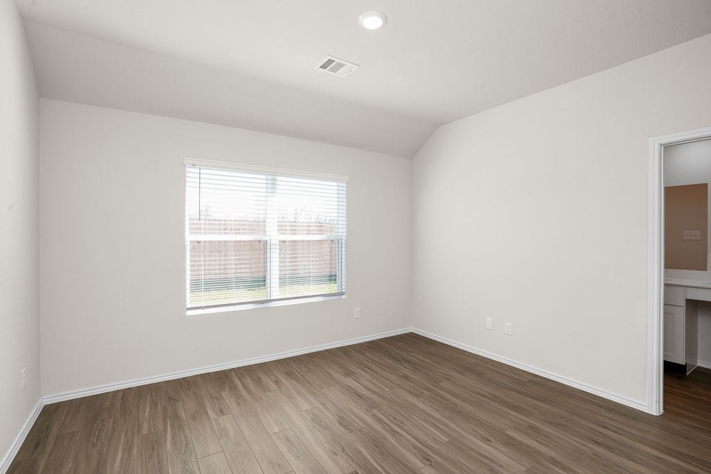 3068 Wood Lily Drive, Brookshire, TX 77423 Photos may be representative of the floor plan and not the exact home. Finishes, layout, and features of the actual property for lease may vary.