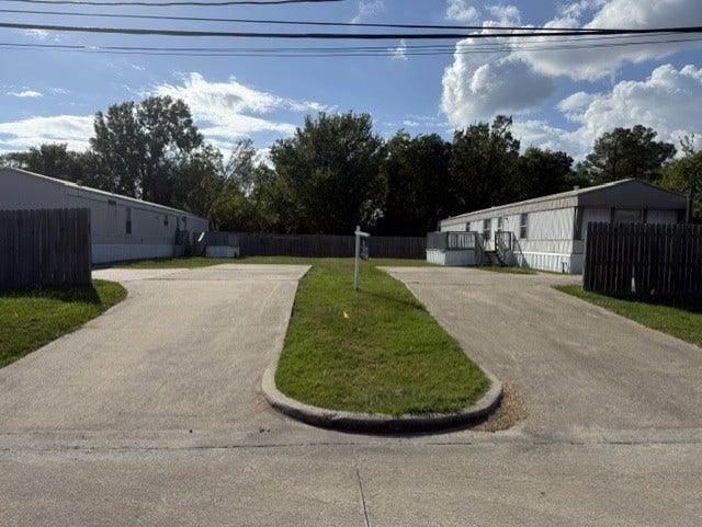 Property photo for 3809,3811 Raccoon Drive, Baytown, TX