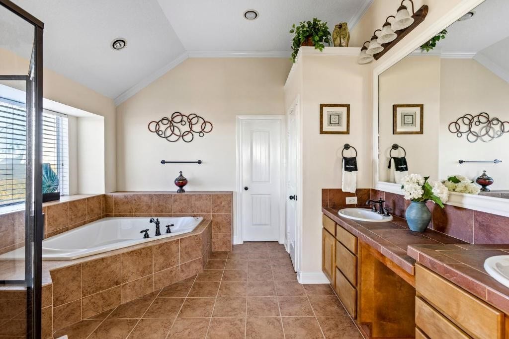 1108 Highway 87, Gilchrist, TX 77617 1108 Highway 87, Gilchrist, TX 77617