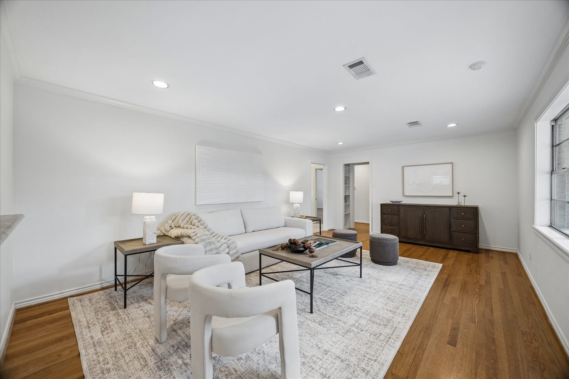 7623 Meadowvale Drive, Houston, TX 77063 7623 Meadowvale Drive, Houston, TX 77063