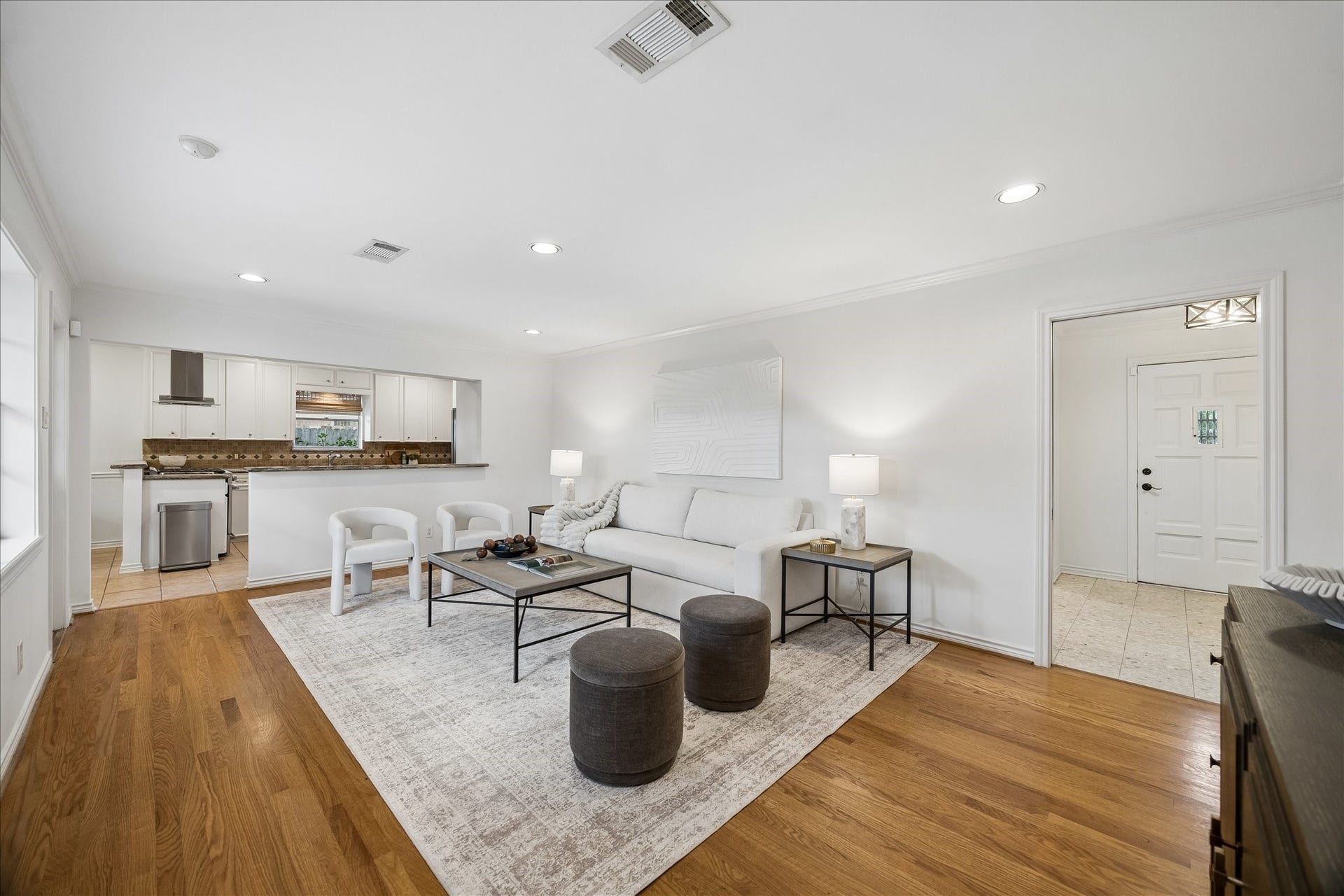 7623 Meadowvale Drive, Houston, TX 77063 7623 Meadowvale Drive, Houston, TX 77063