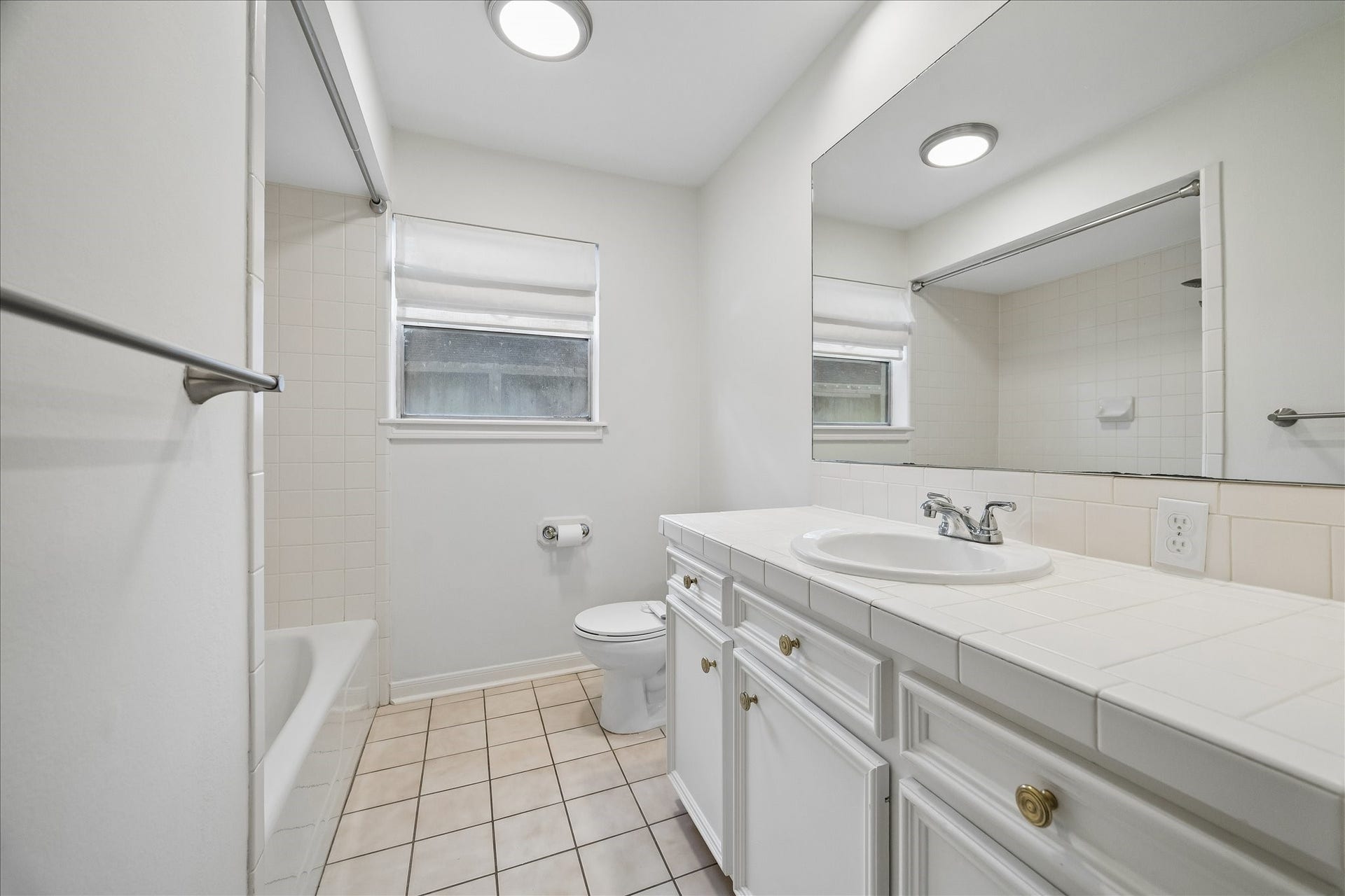 7623 Meadowvale Drive, Houston, TX 77063 7623 Meadowvale Drive, Houston, TX 77063