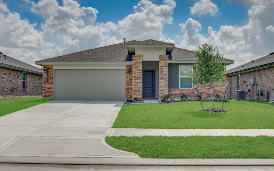 Property photo for 7911 Murciana Drive, Rosharon, TX