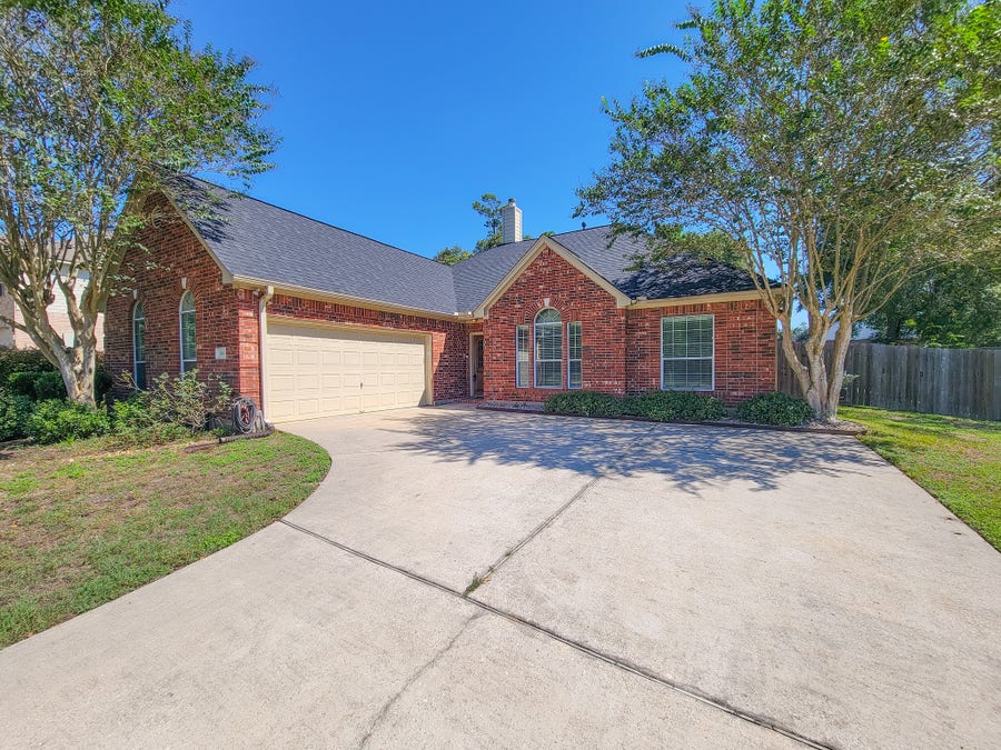 Property photo for 3504 Oak Landing, Conroe, TX