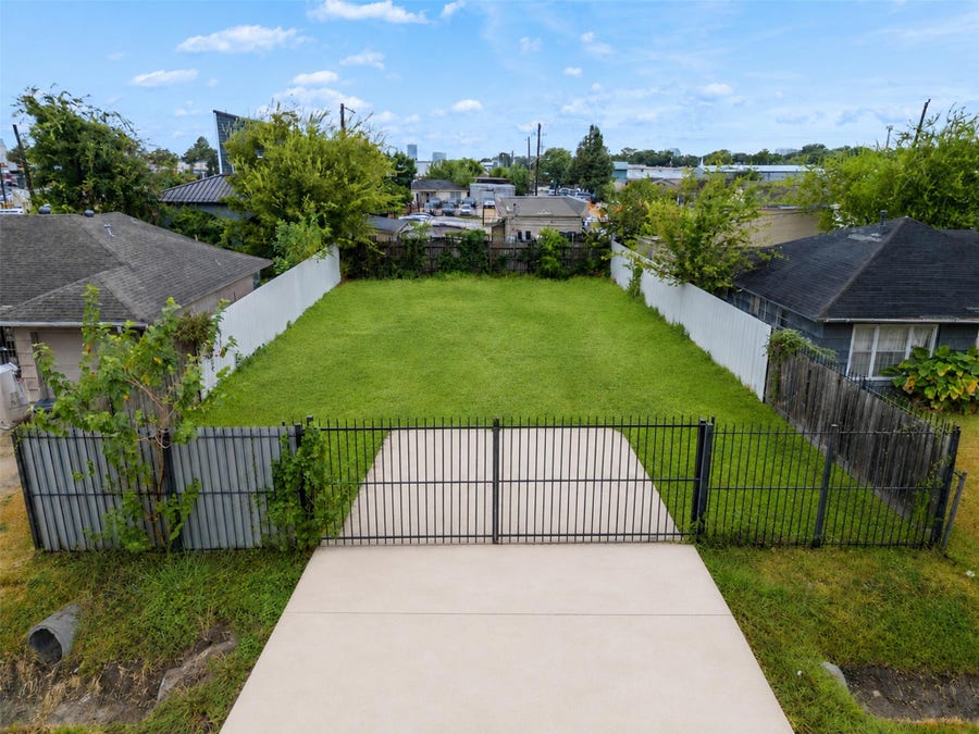 Property photo for 3222 Jarvis Street, Houston, TX