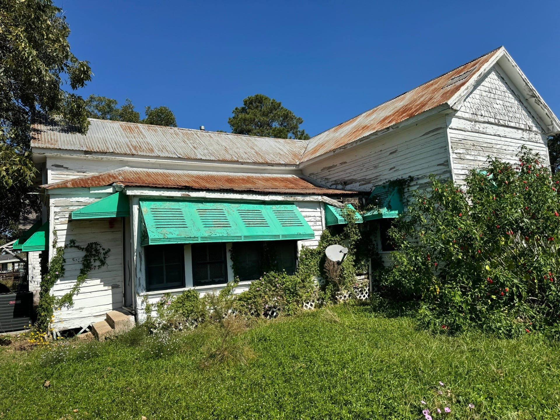645 7th Street, Hempstead, TX 77445 645 7th Street, Hempstead, TX 77445