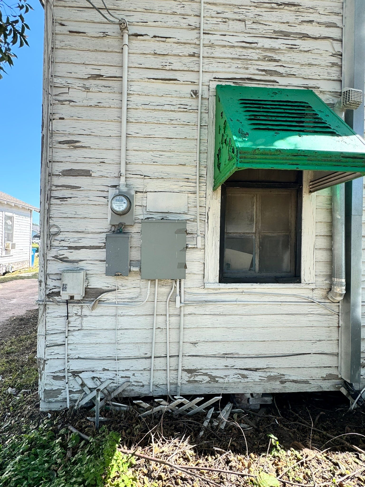 645 7th Street, Hempstead, TX 77445 645 7th Street, Hempstead, TX 77445