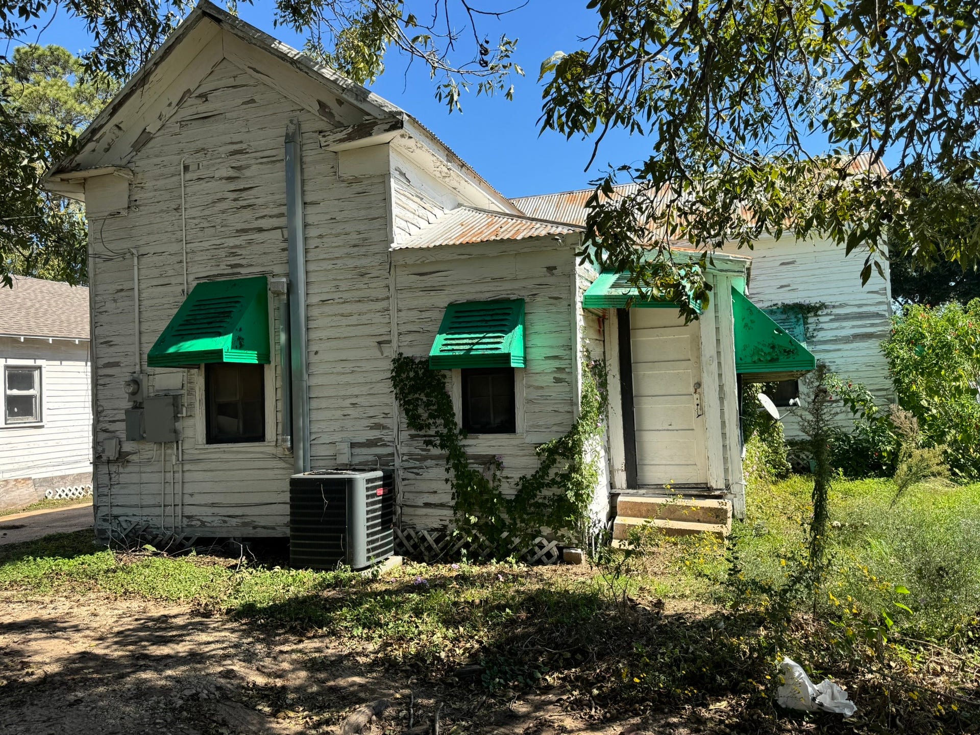 645 7th Street, Hempstead, TX 77445 645 7th Street, Hempstead, TX 77445