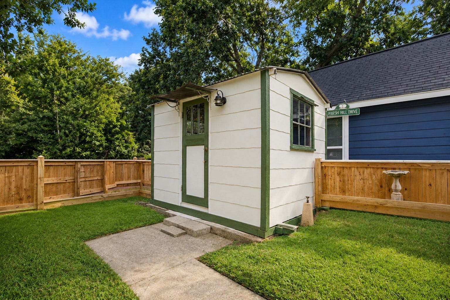 304 Foster Street, Tomball, TX 77375 304 Foster Street, Tomball, TX 77375