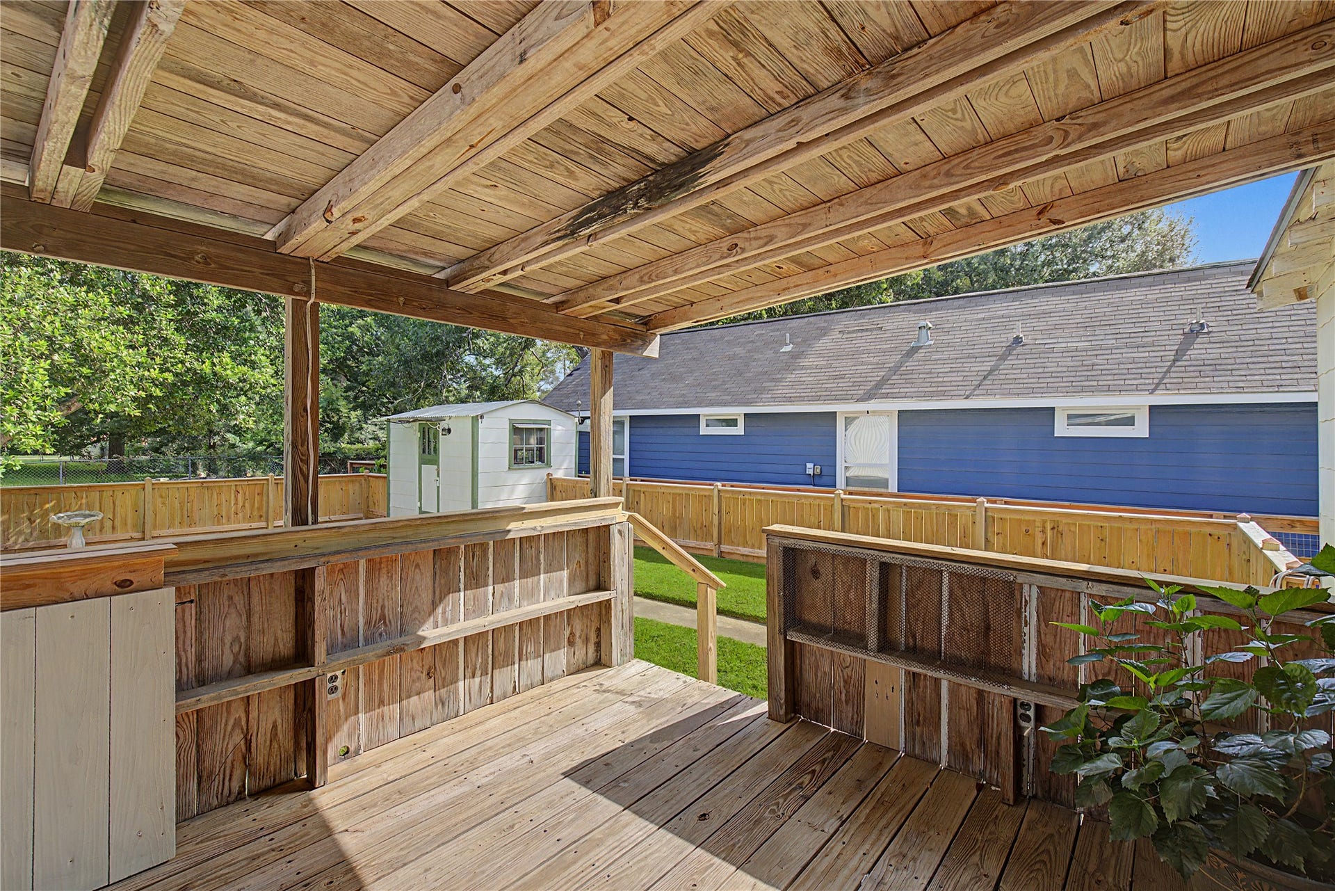 304 Foster Street, Tomball, TX 77375 304 Foster Street, Tomball, TX 77375
