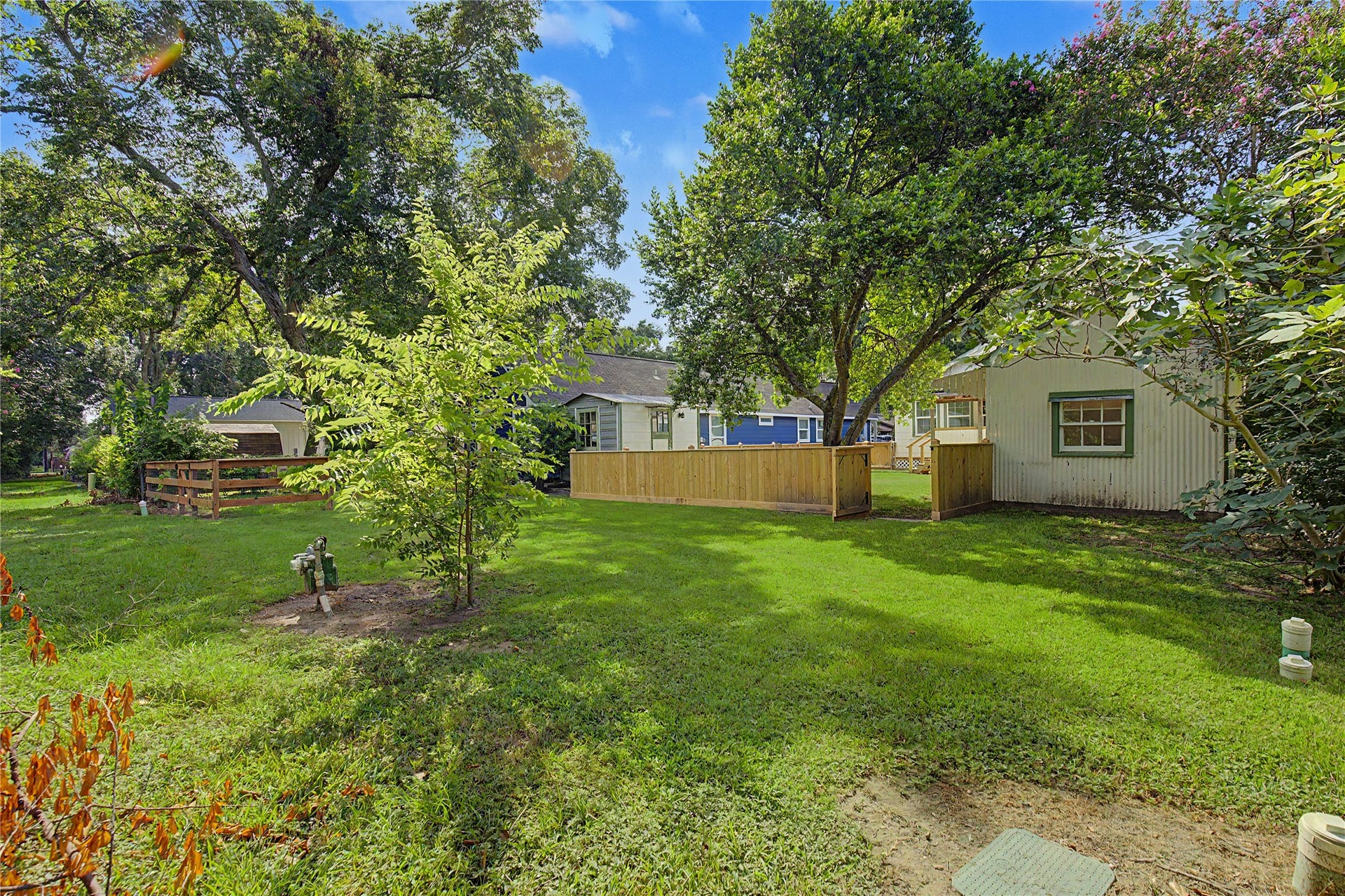 304 Foster Street, Tomball, TX 77375 304 Foster Street, Tomball, TX 77375