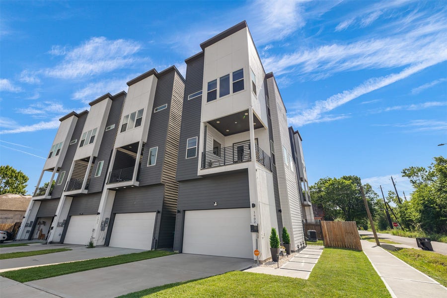 Property photo for 1602 Mary Street, Houston, TX