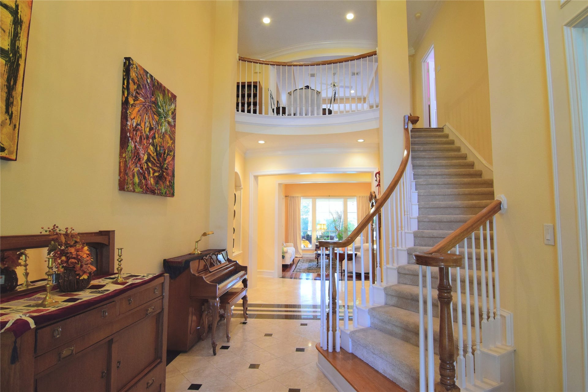 3010 Acorn Wood Way, Houston, TX 77059 Grand Entryway