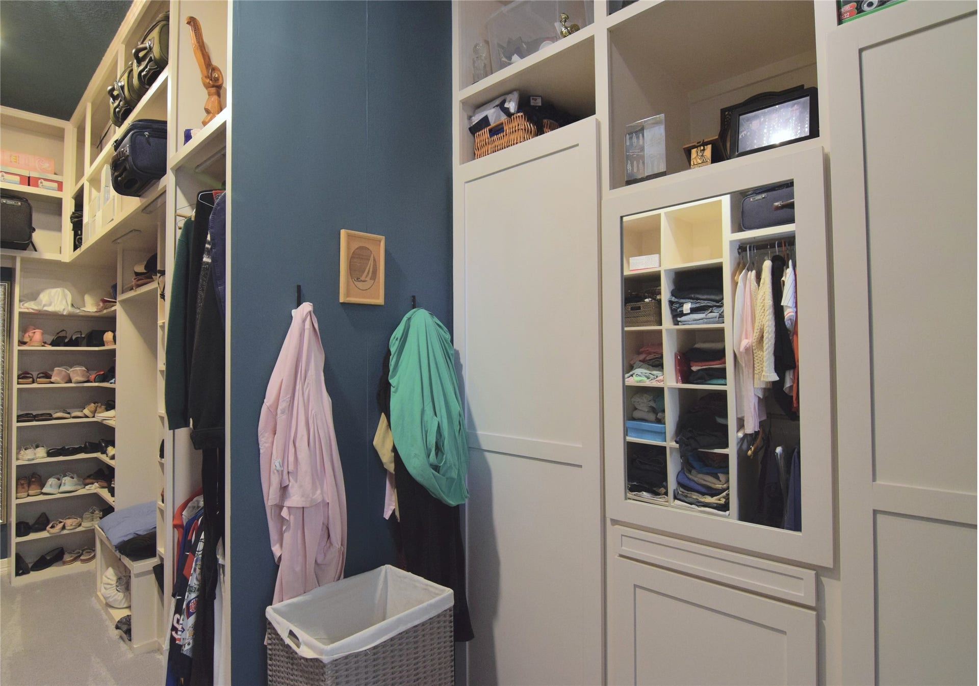 3010 Acorn Wood Way, Houston, TX 77059 Luxurious Storage Space