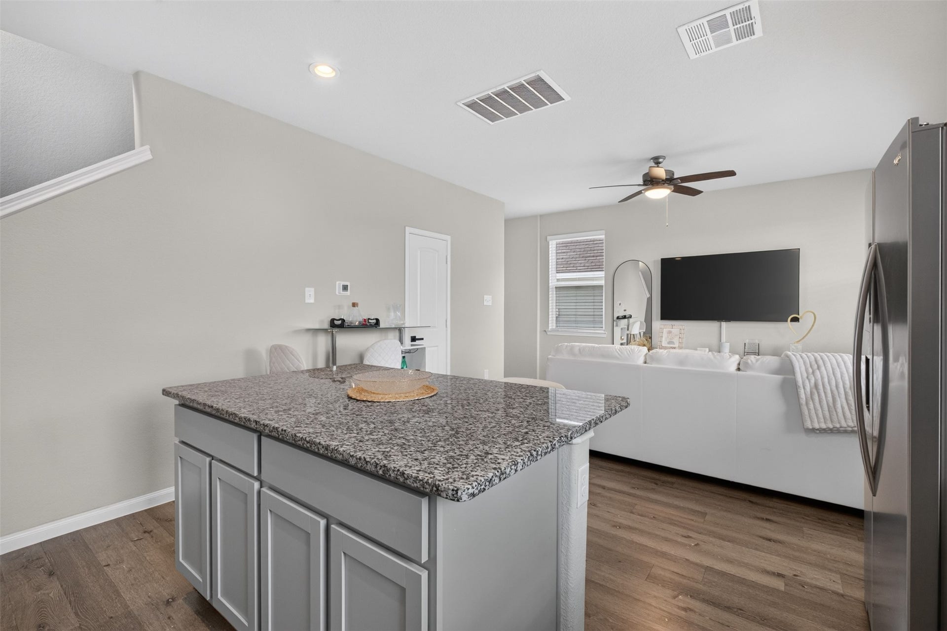 14040 Lamprey Drive, Conroe, TX 77384 14040 Lamprey Drive, Conroe, TX 77384